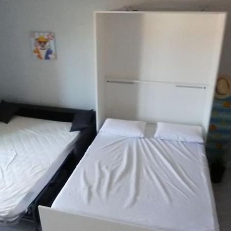 Studio 150M De La Plage La Seyne-sur-Mer Exterior photo